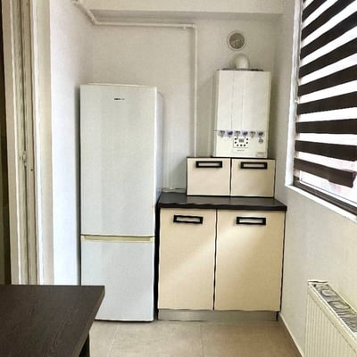 Location d’un appartement chaleureux d’1 pièce, Secteur 6, Chiajna, Bucarest, Roumanie